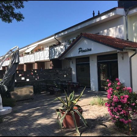Pension " Zu Den Linden" Trin Trinwillershagen Exterior foto